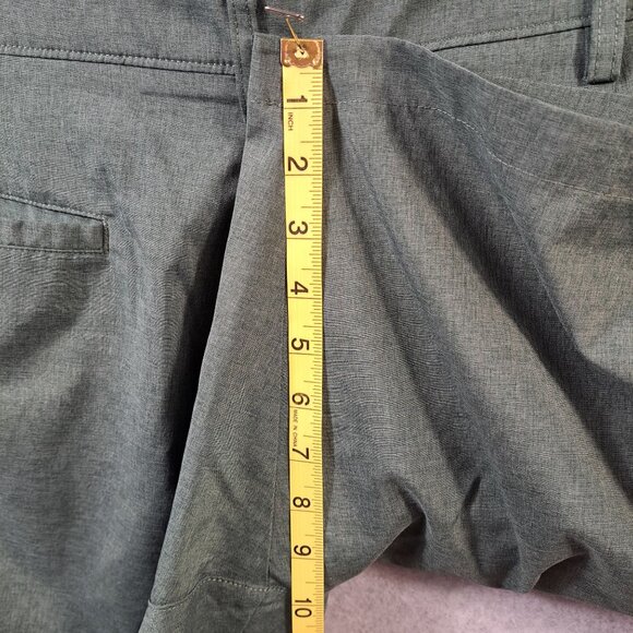 PGA Tour Mens 42 Golf Shorts Green Poly Blend Classic Flat Front 10" Inseam - Picture 5 of 10